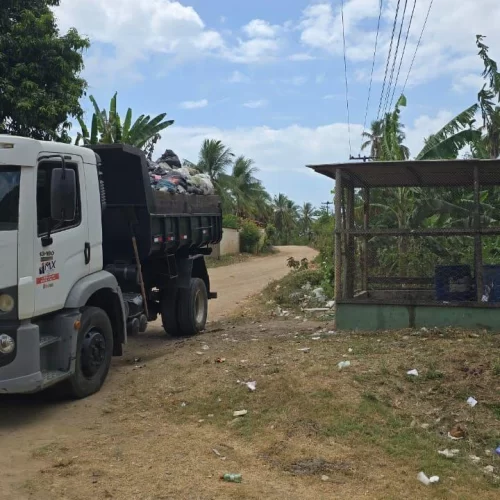 MELHORIAS NAS ESTRADAS E COLETA DE LIXO SÃO INTENSIFICADAS NOS DISTRITOS DE ILHÉUS