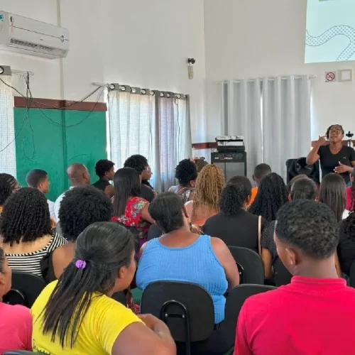 PROJETO JOVEM SOCIAL INICIA CAPACITAÇÃO DE JOVENS EM ILHÉUS